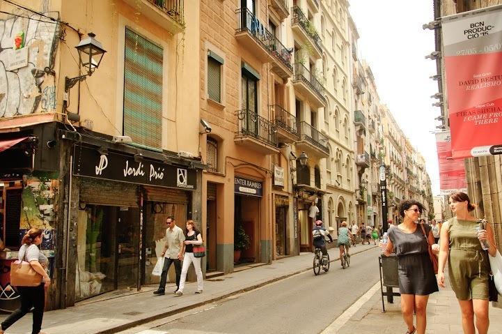 Center-Ramblas Konuk evi Barselona Dış mekan fotoğraf